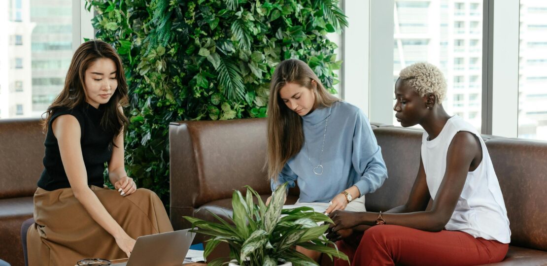 Woman-employees-looking-at-screens